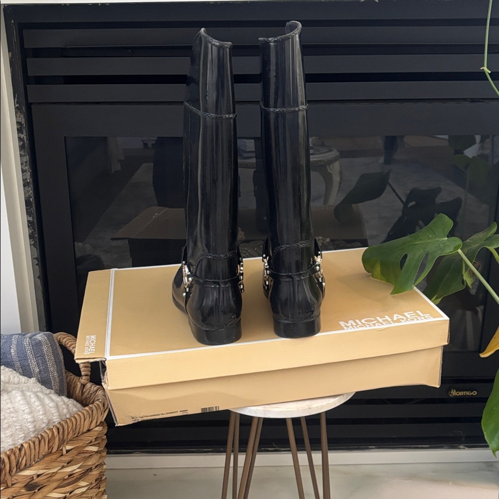 Michael Kors Rain Boots - Picture 3 of 4